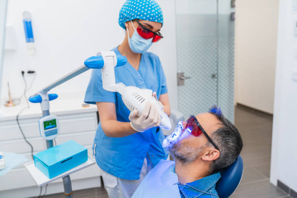 Best Broken or Cracked Tooth Emergency Dentist in Laguna Park, TX